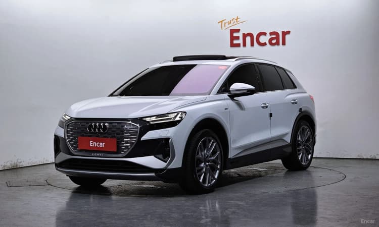 Q4 e-tron (F4)