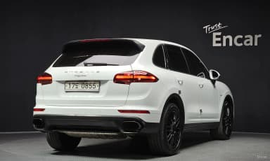 New Cayenne