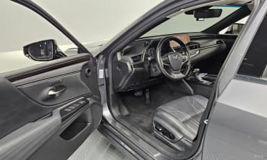 ES300h 7th Generation