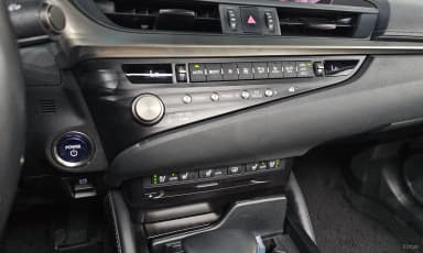 ES300h 7th Generation