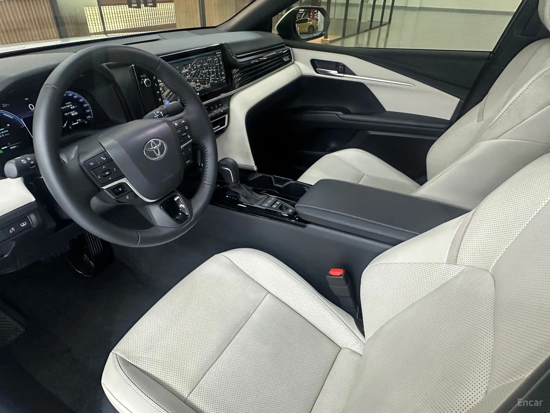 Camry (XV80)