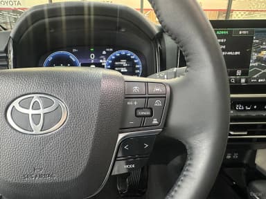 Camry (XV80)
