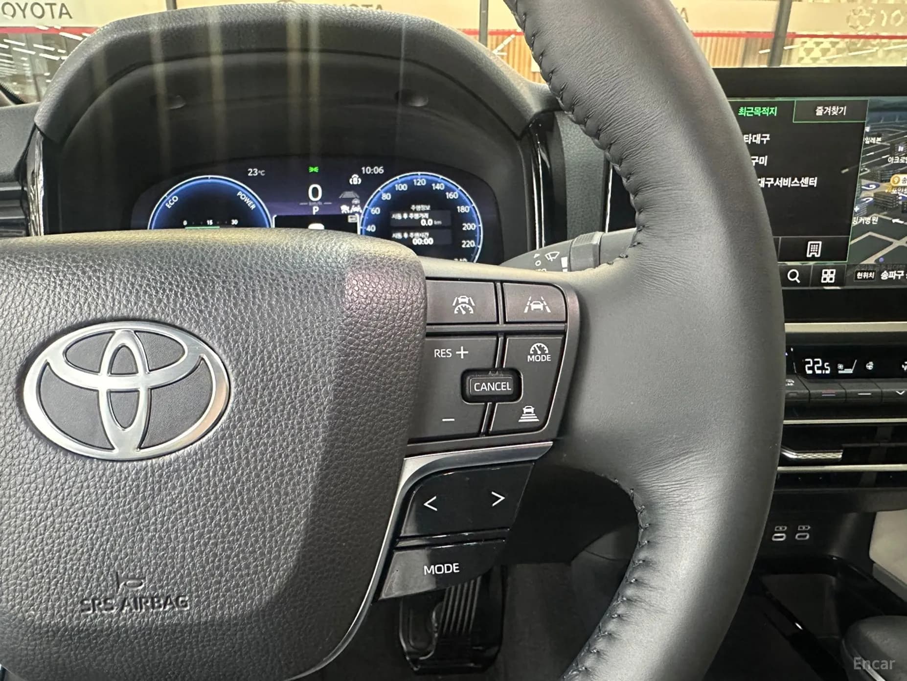 Camry (XV80)