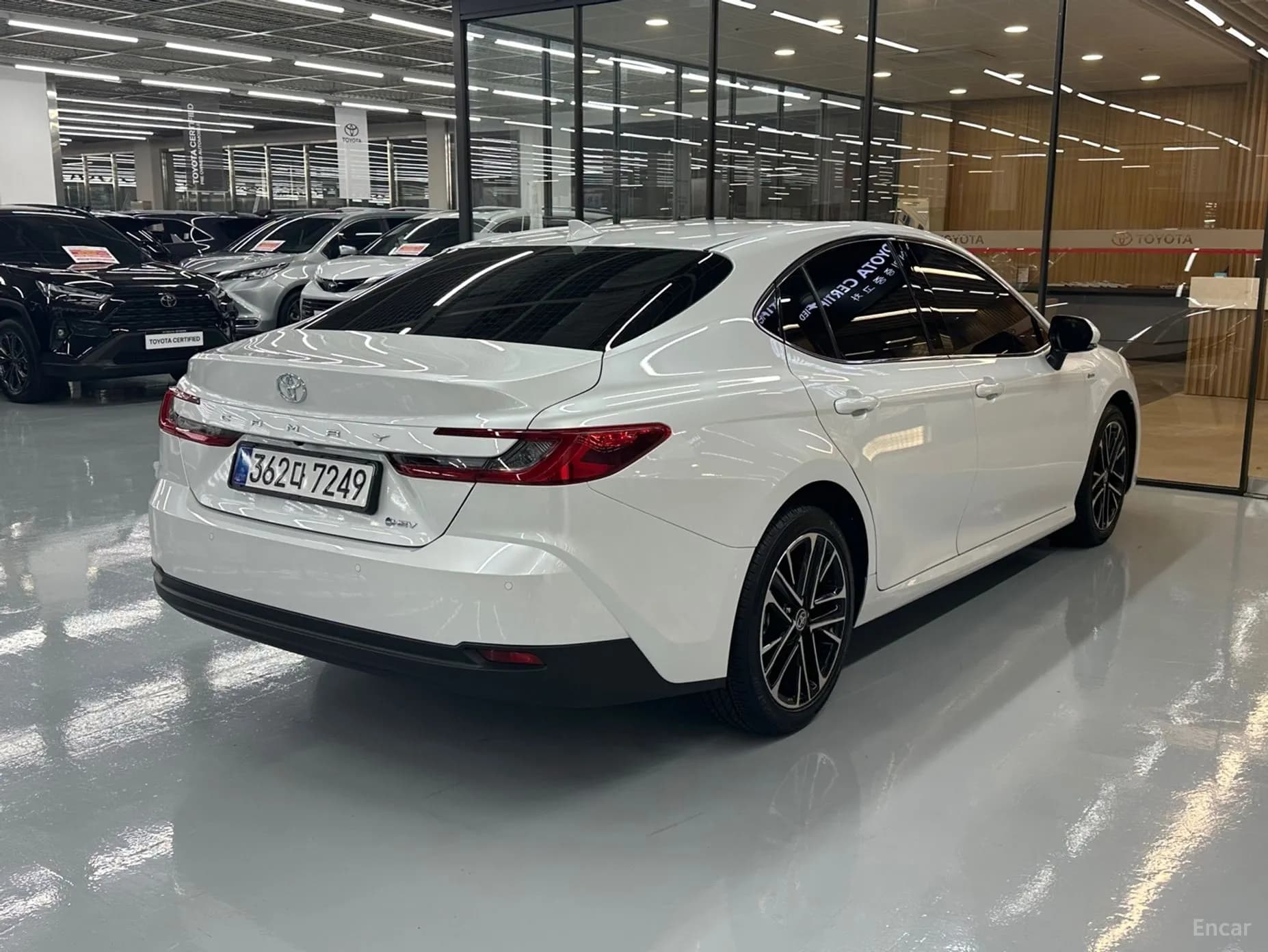 Camry (XV80)