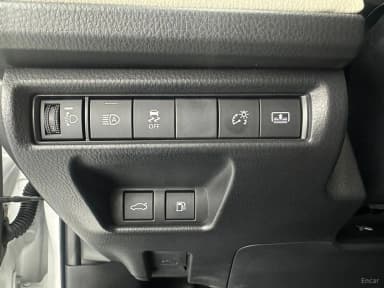 Camry (XV80)