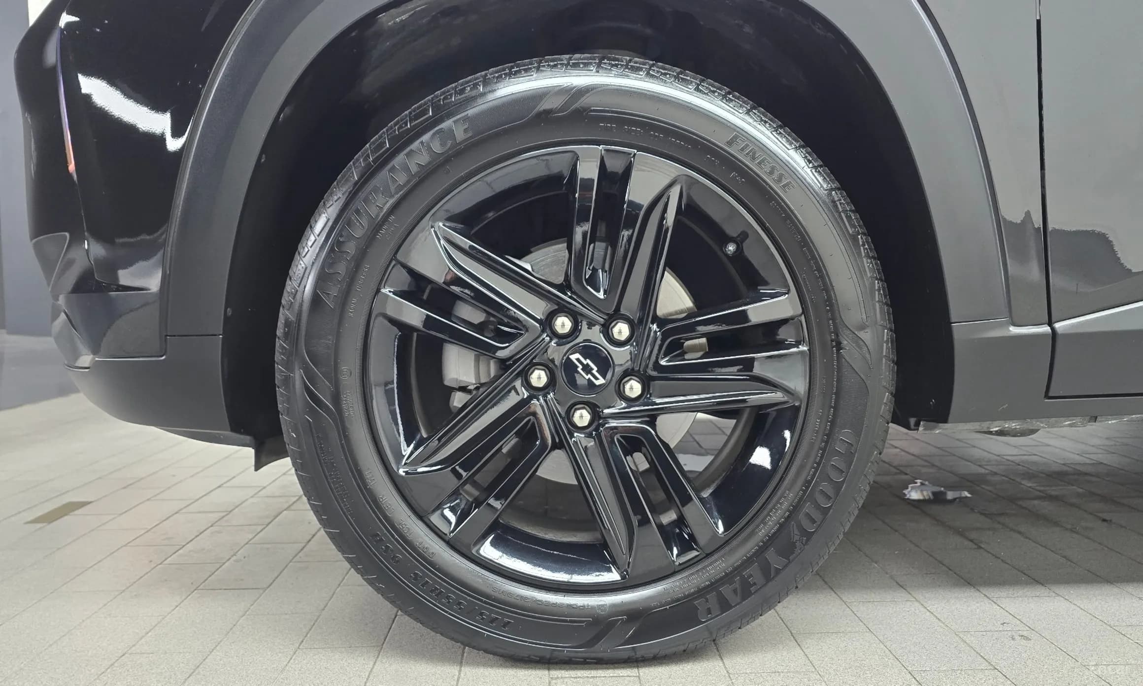 Trax Crossover