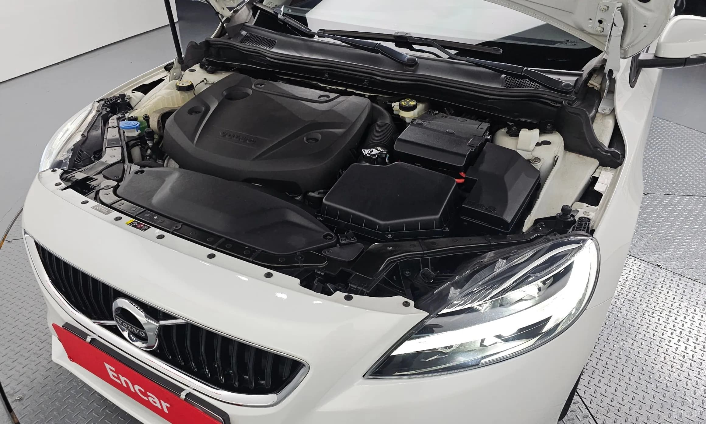 V40