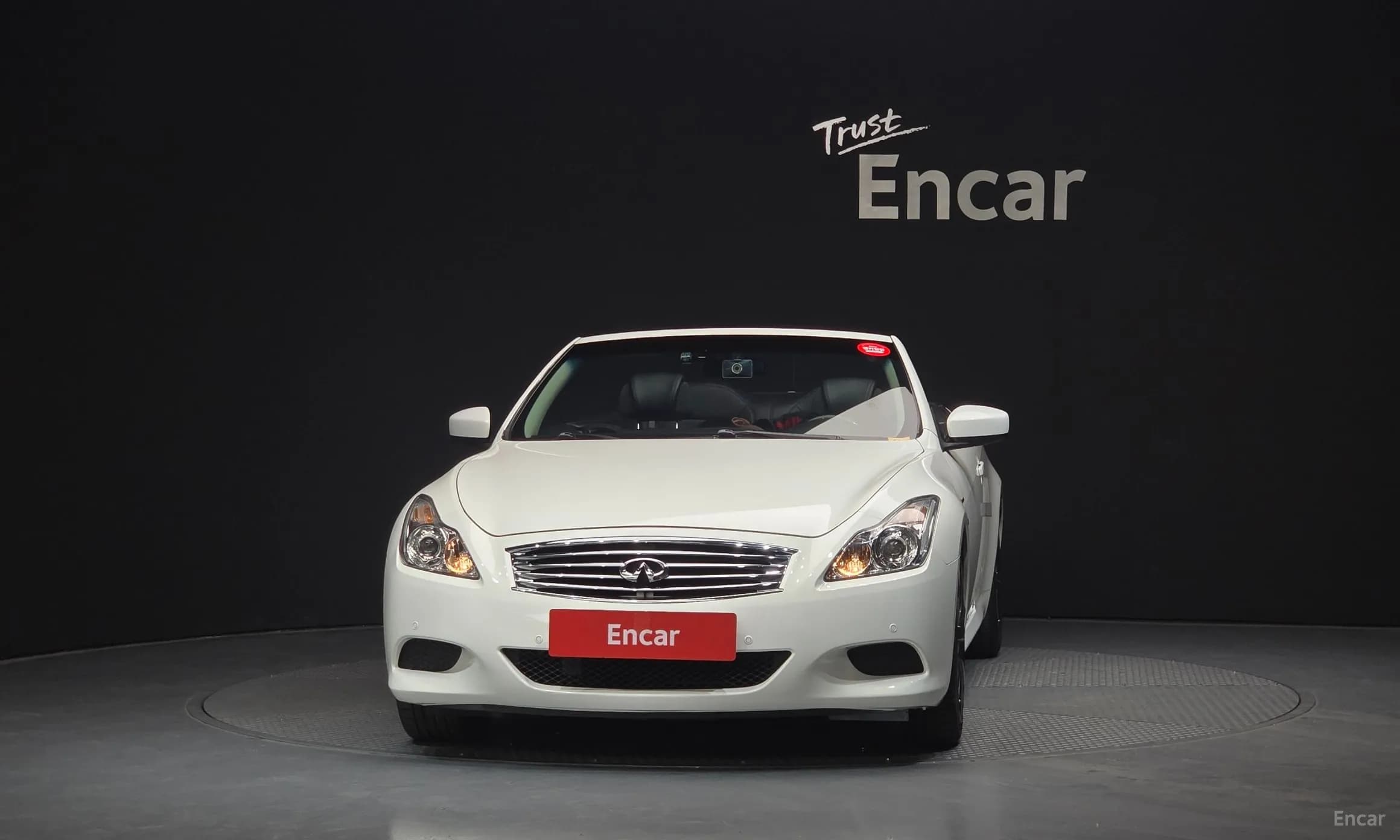 G37
