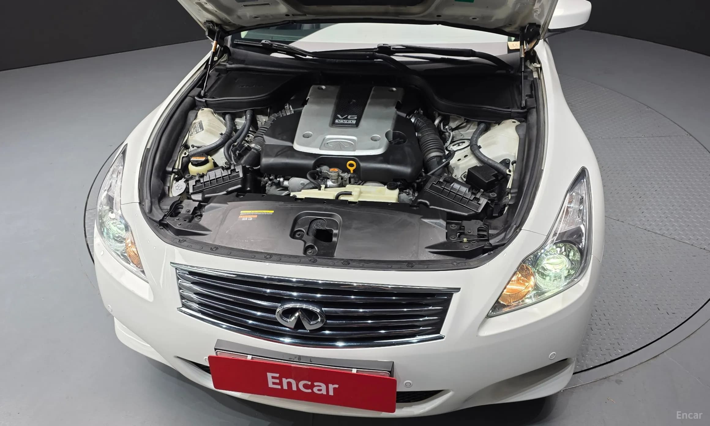 G37