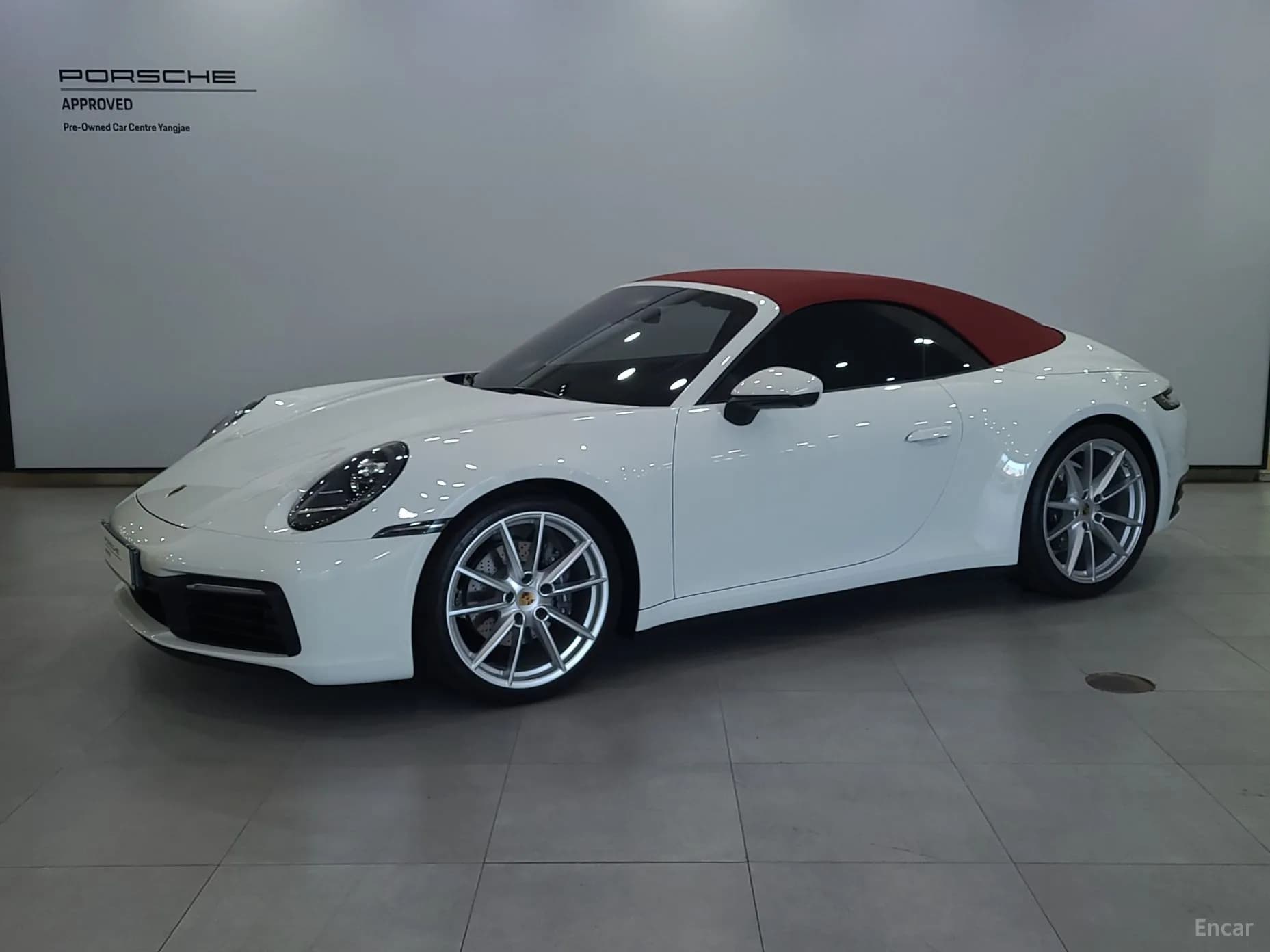 911 (992)