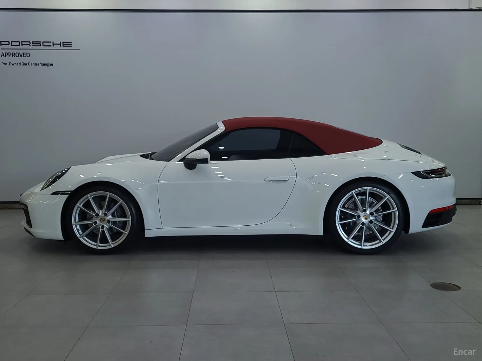 911 (992)