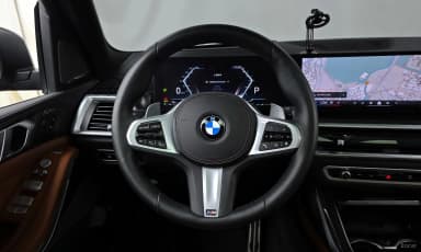 X7 (G07)