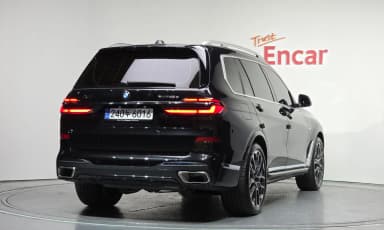 X7 (G07)