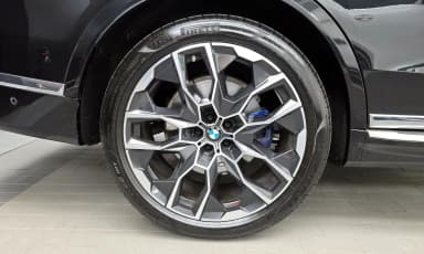 X7 (G07)