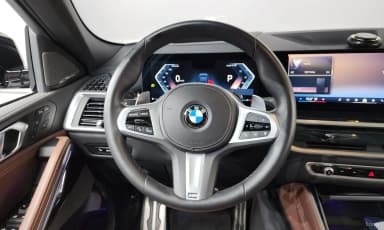 X6 (G06)