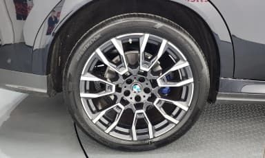 X6 (G06)
