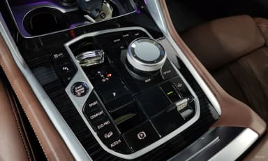 X6 (G06)