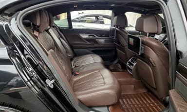 7 Series (G11)