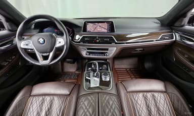 7 Series (G11)