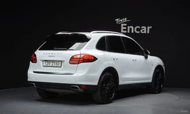New Cayenne