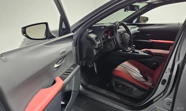 UX250h