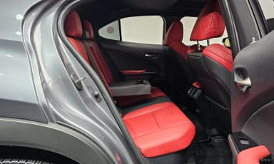 UX250h
