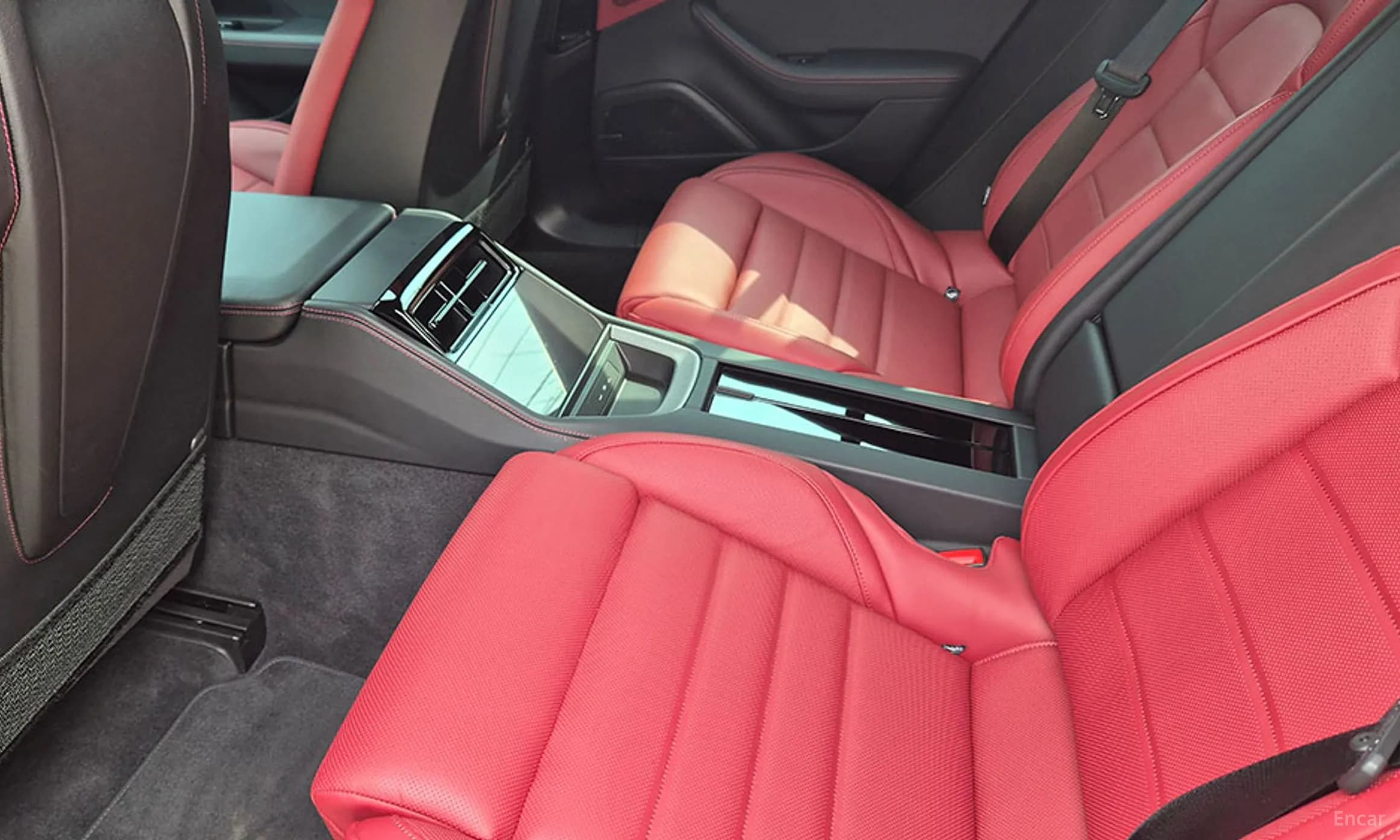 Panamera (976)