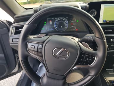 ES300h 7th Generation