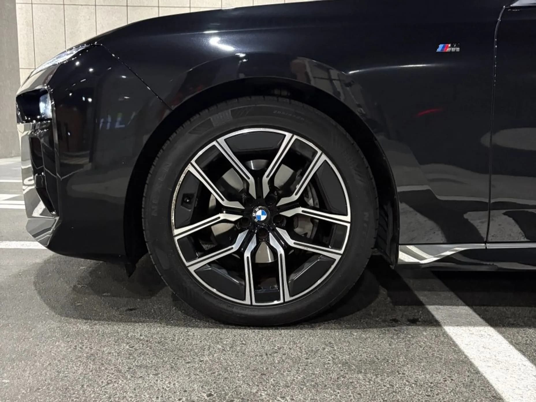 7 Series (G70)