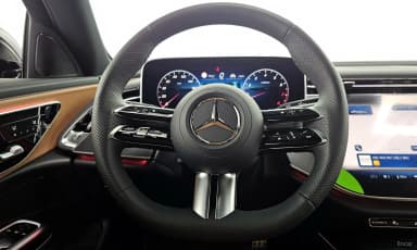 E-Class W214