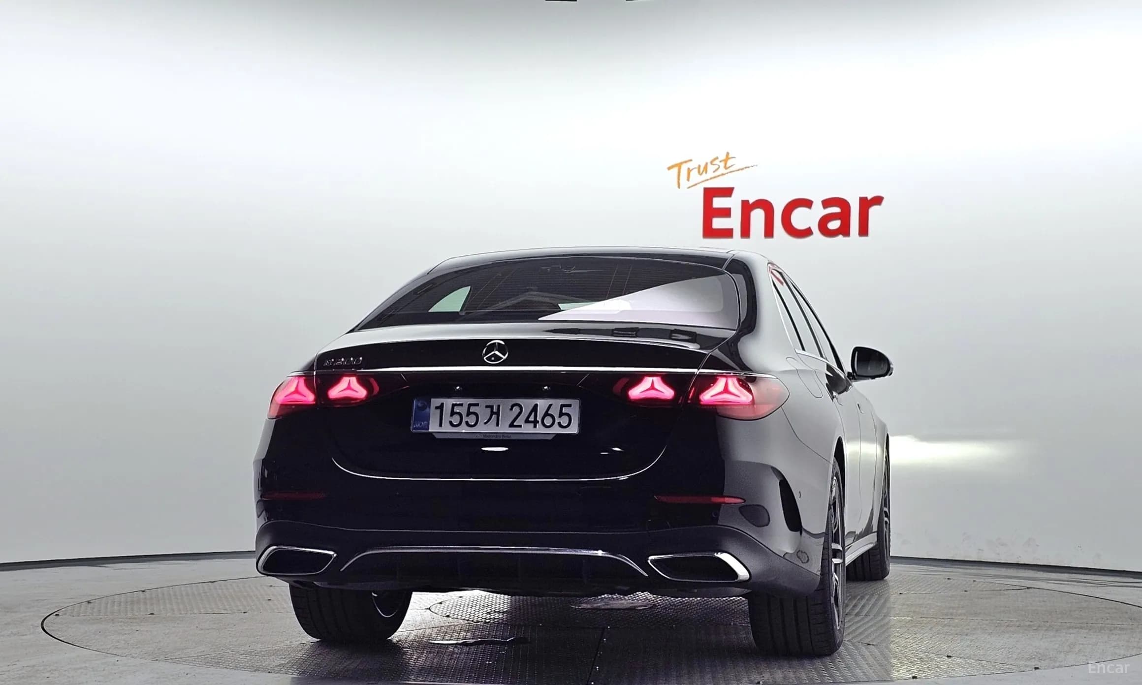 E-Class W214