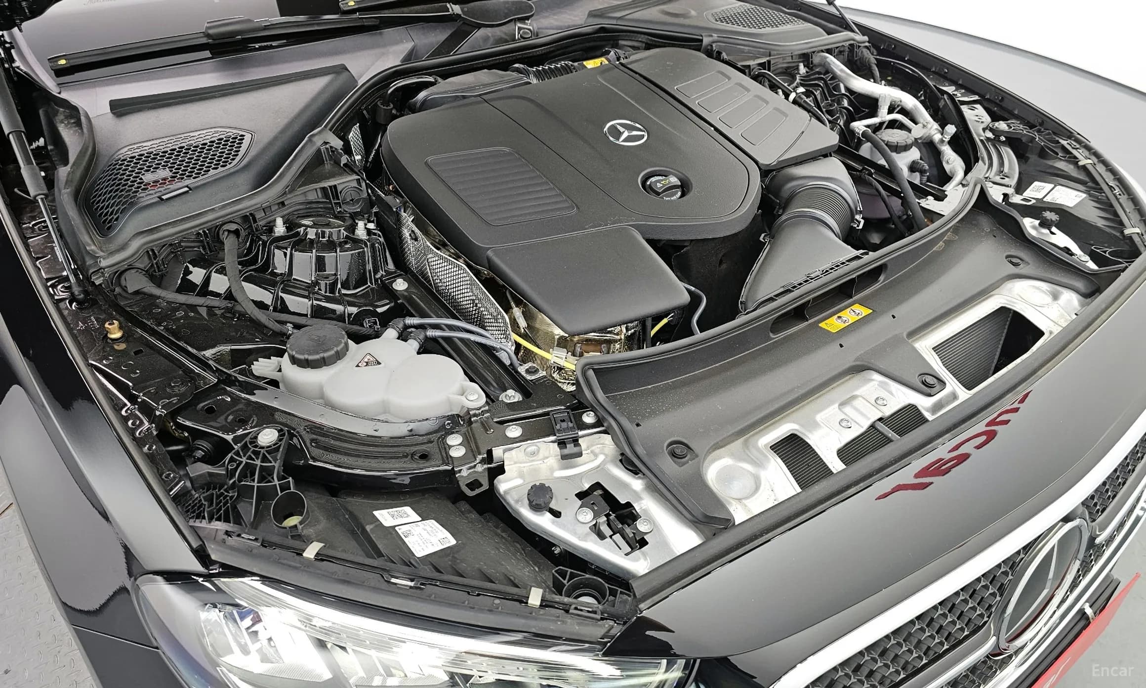 E-Class W214