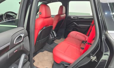New Cayenne