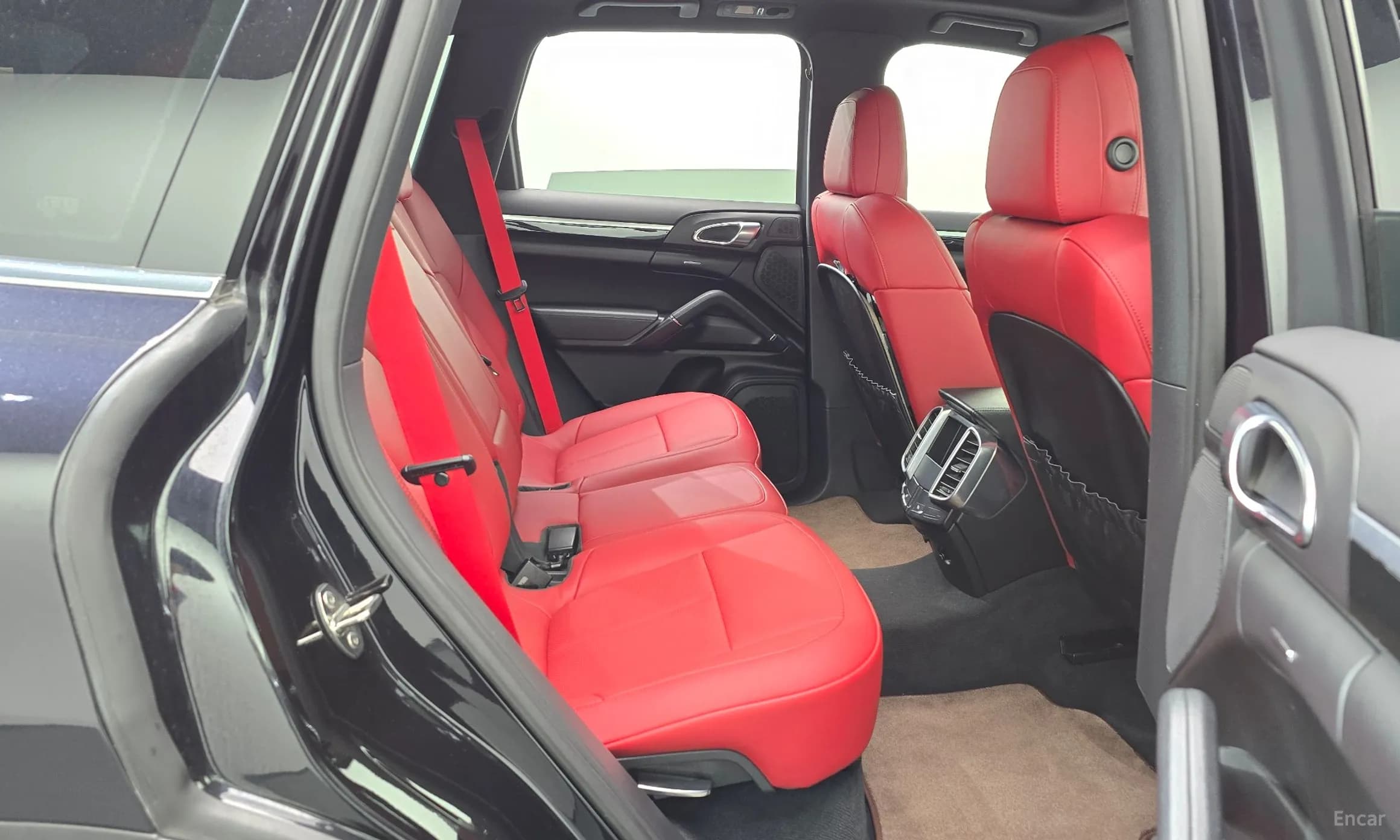 New Cayenne
