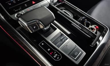 Q7 (4M)