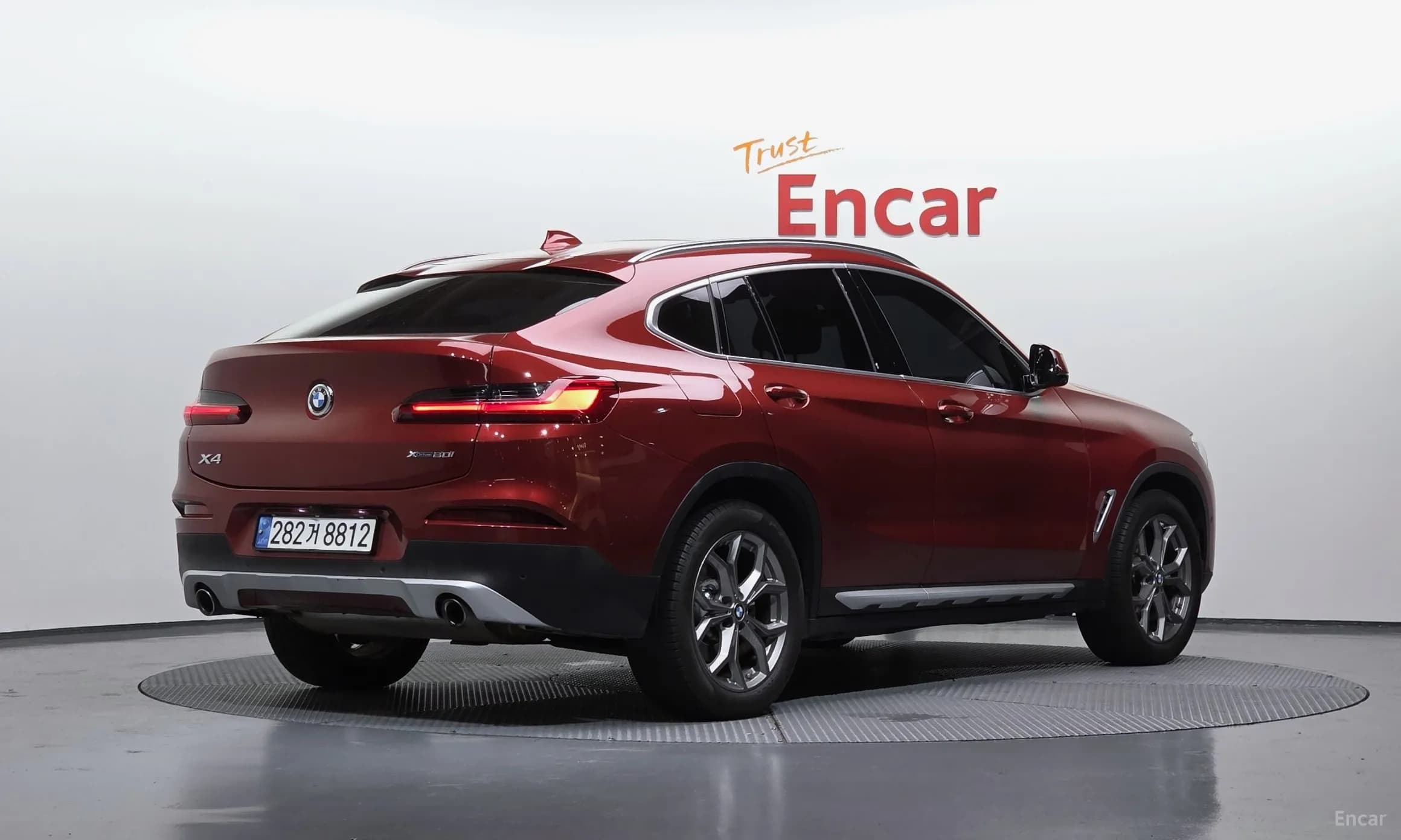 X4 (G02)