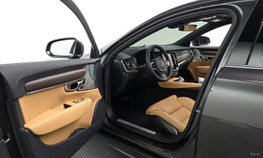 S90
