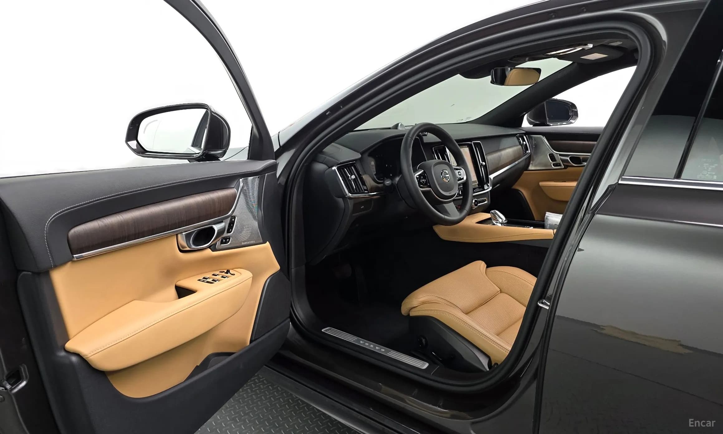 S90