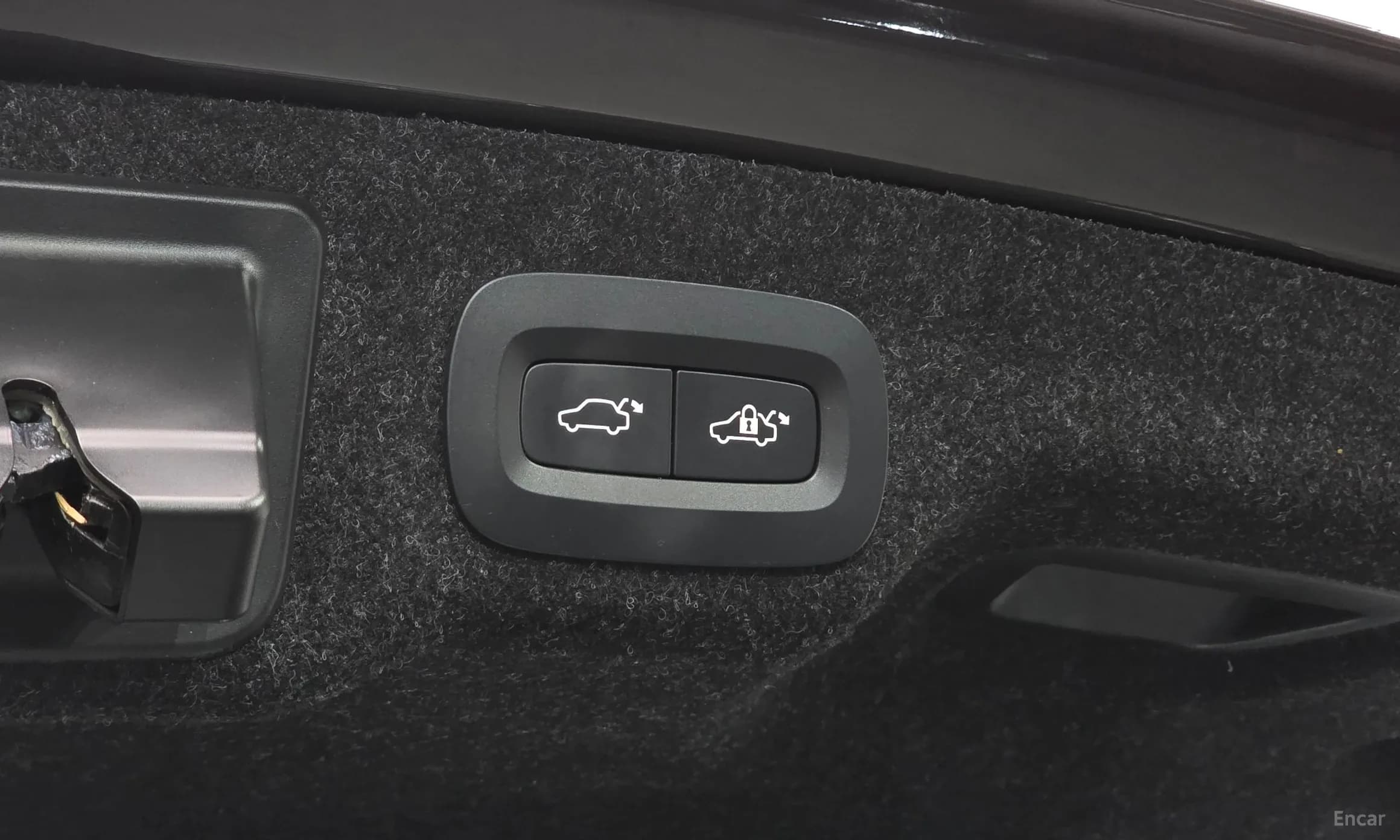 S90
