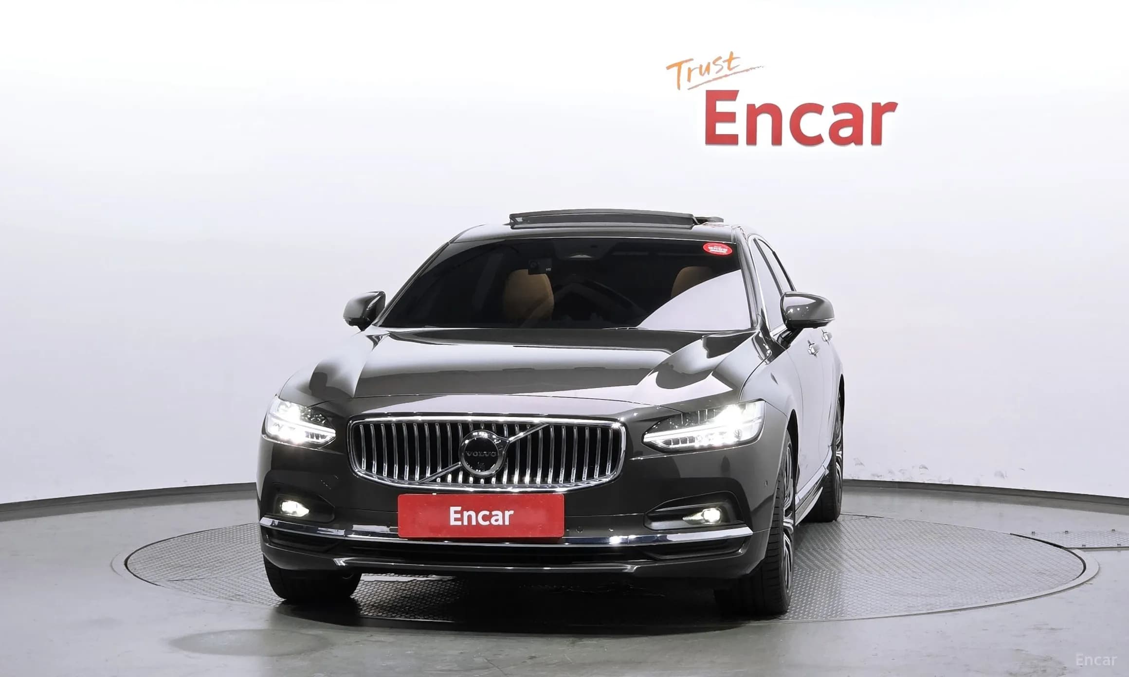 S90