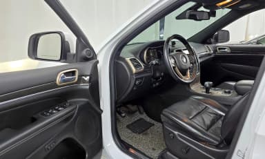 Grand Cherokee