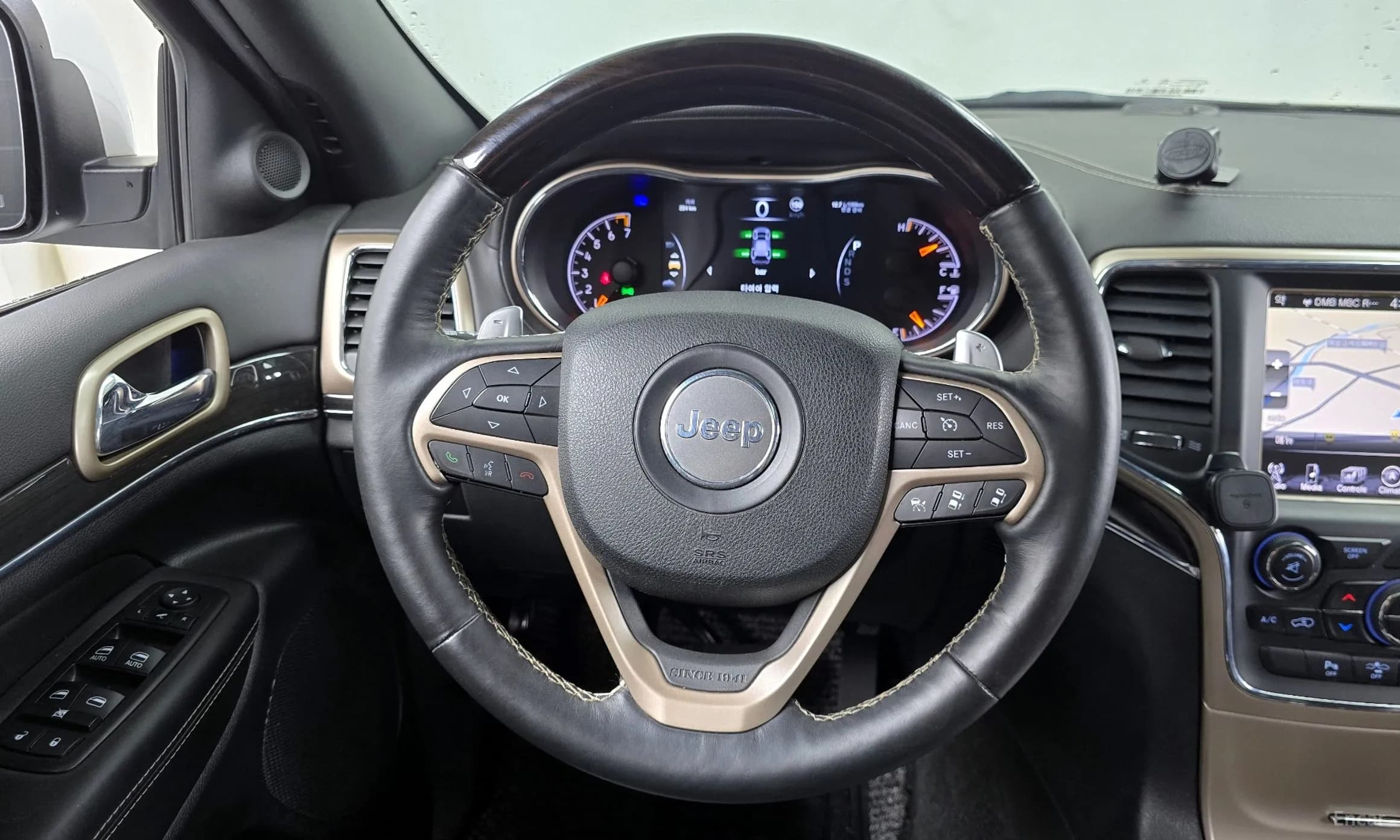 Grand Cherokee