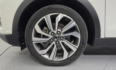 Berry New Tivoli