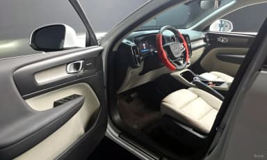 XC40