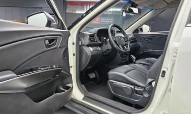 Berry New Tivoli