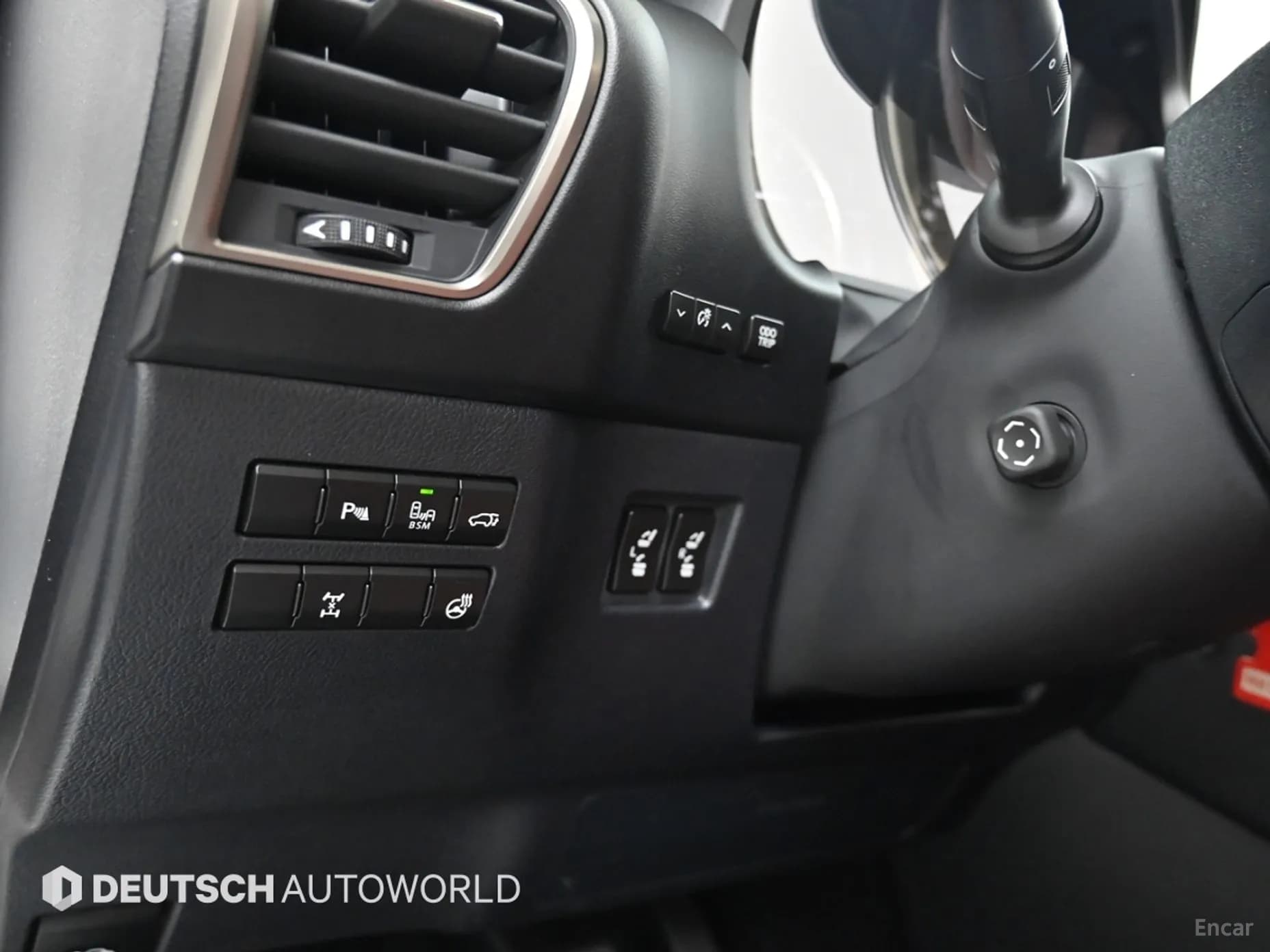 NX200t