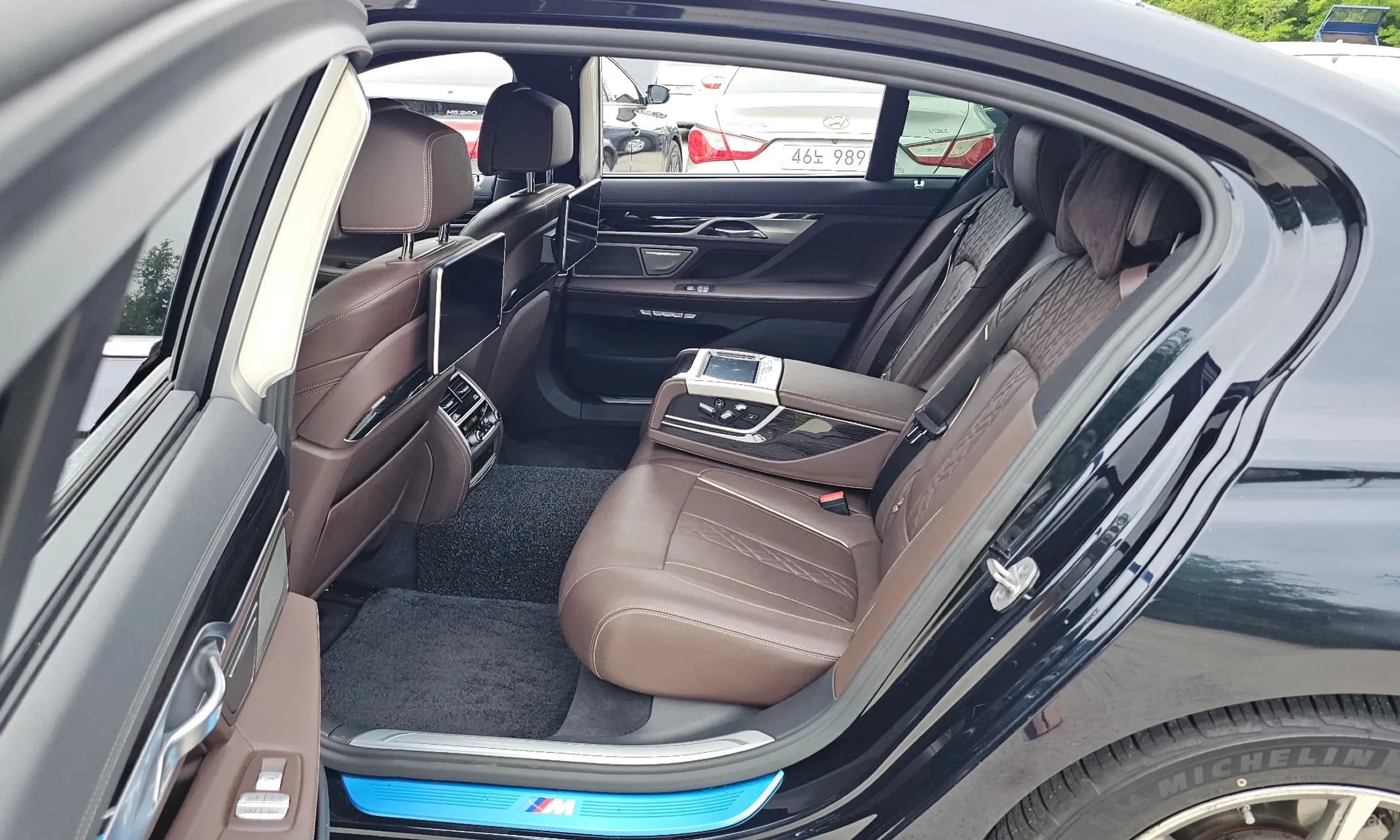 7 Series (G11)