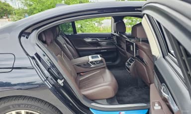 7 Series (G11)