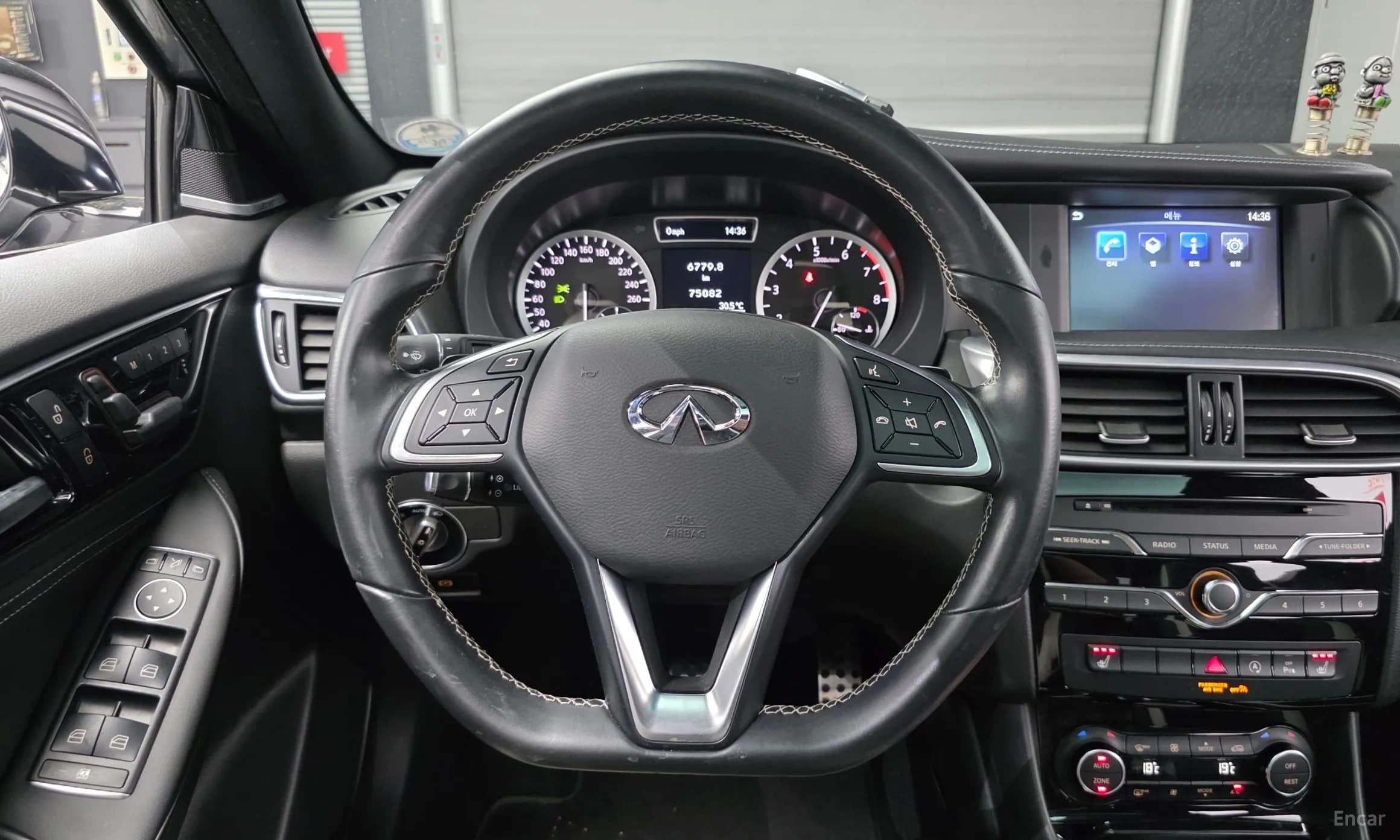 Q30
