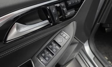 Q30